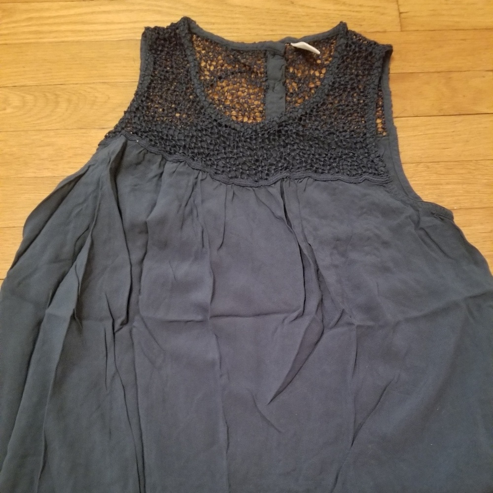 Old navy blouse